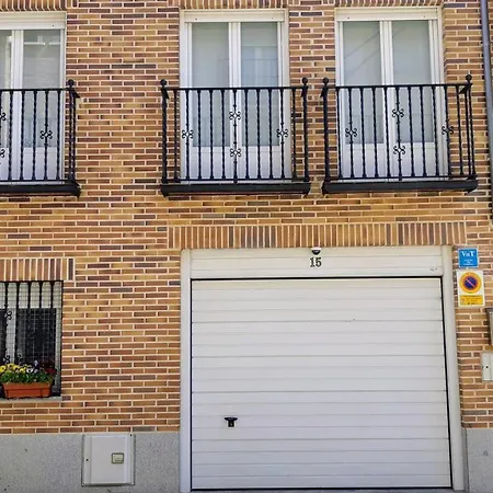 Vut Ave Maria Garaje Para 2 Coches Y Wifi Gratis Apartment *