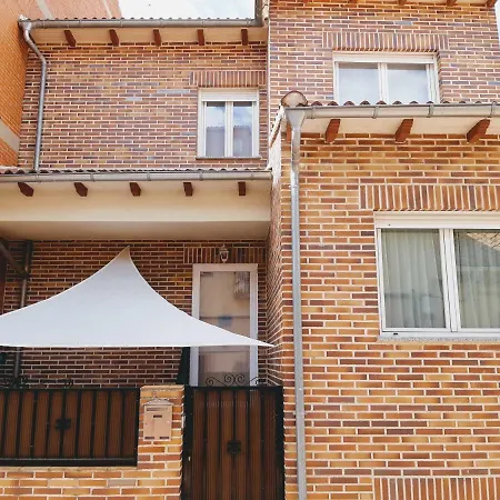 דירה Vut Ave Maria Garaje Para 2 Coches Y Wifi Gratis Ávila
